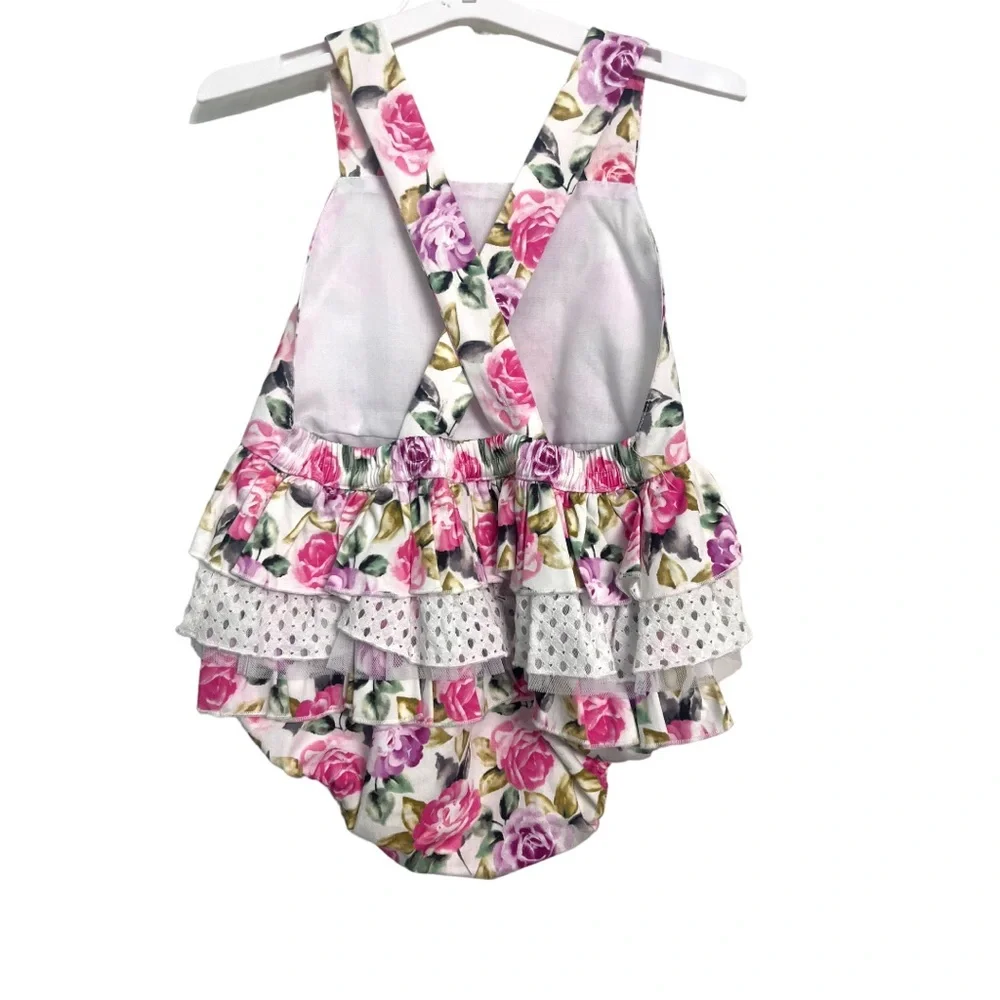 Rare Editions charming floral